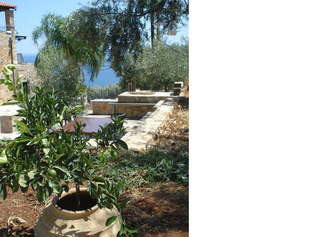 Athina Ecofarm Apartment Epidaurus Exterior foto